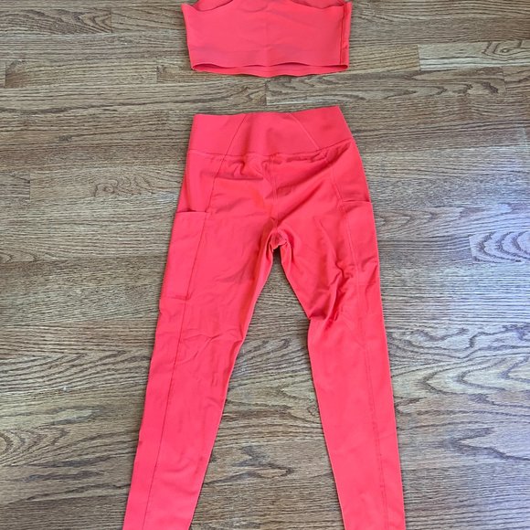 Parade Leggings & Sports Bra Set | Small - Picture 6 of 7